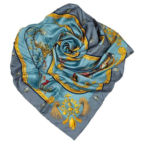 foulard hermes cheveux|foulard en soie hermes.